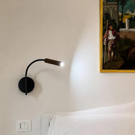 Petrarca's House A104 By Larihome * Côme