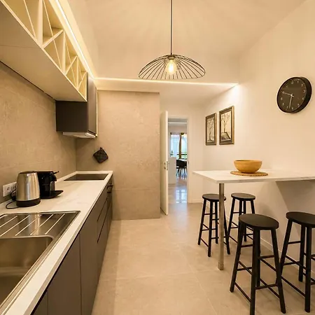 Appartement Petrarca's House A104 By Larihome